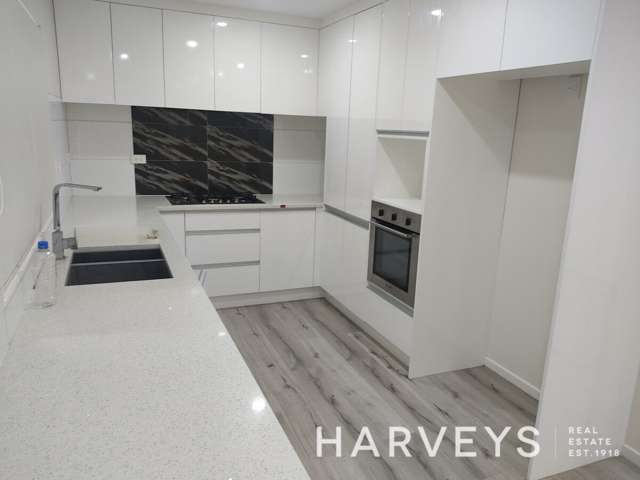 2/23 Derwent Crescet Titirangi_2