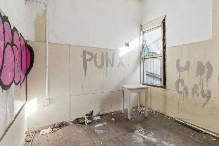 6 Maarama Crescent Aro Valley_12