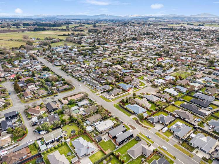 29 Petries Road Woodend_31