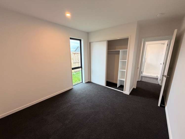 12 Vercoe Street Elgin_18