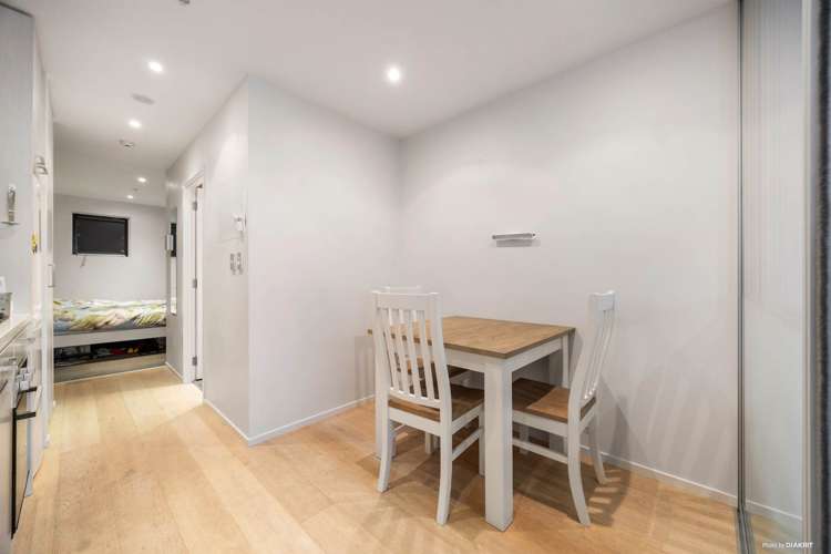 510/8 Airedale Street_4