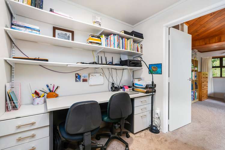 118 Memorial Drive Parahaki_15