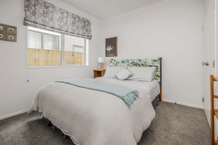 23 Nightingale Road Flat Bush_11