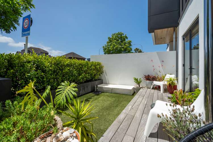 G02/74 Anzac Street Takapuna_15