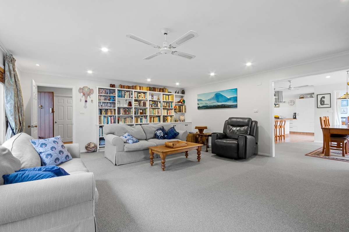 15 Topia Drive_4