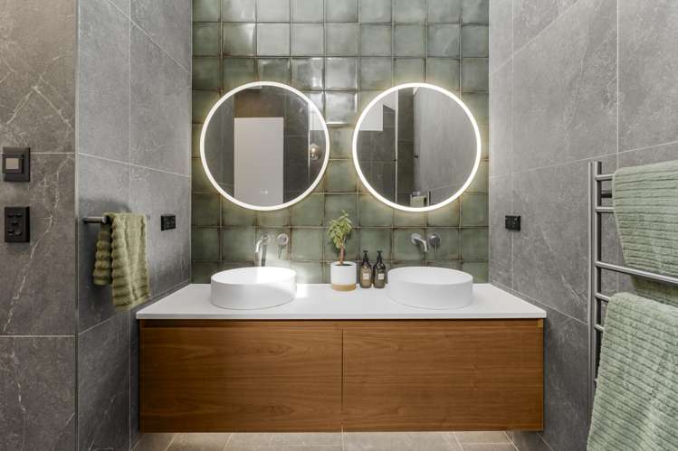 92 Parr Terrace Castor Bay_16