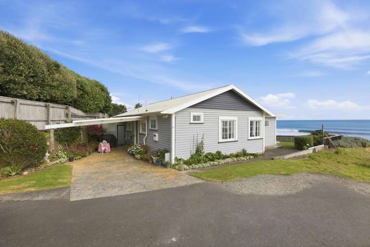 2B Beach Street Fitzroy_16