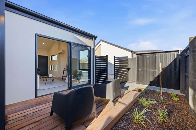 2/4 Evatt Street 1464_7