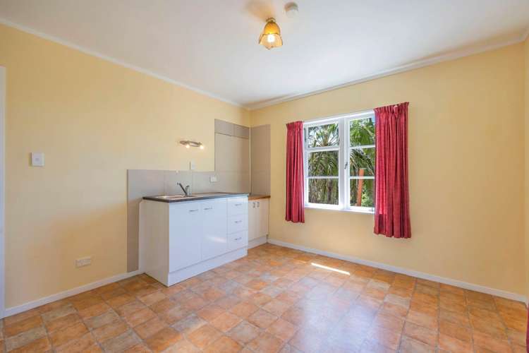 94 The Avenue Lucas Heights_25