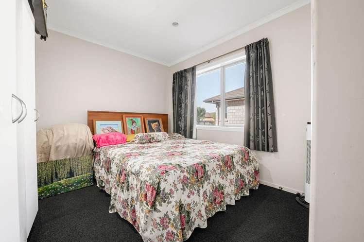 9A + 9B Foxbury Court Rototuna North_9