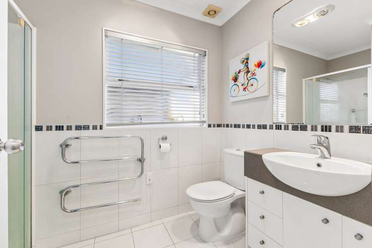 39 Stranraer Crescent Wattle Downs_18