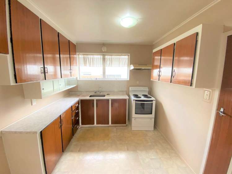 2/202 Blockhouse Bay Road Avondale_5