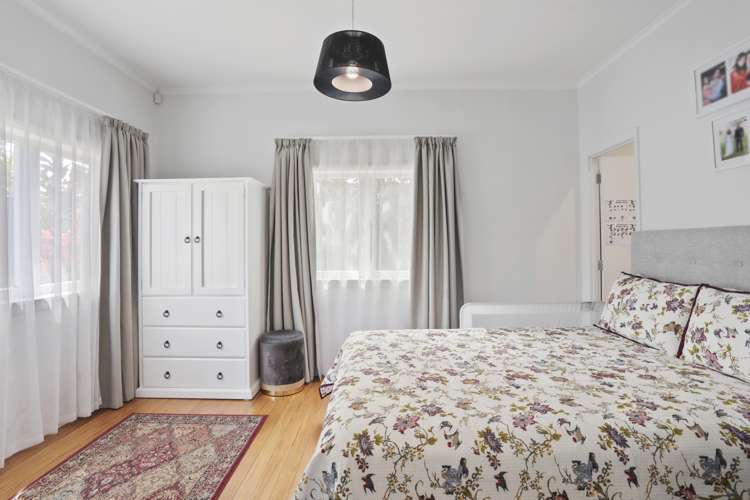 47 Evans Road Glen Eden_12