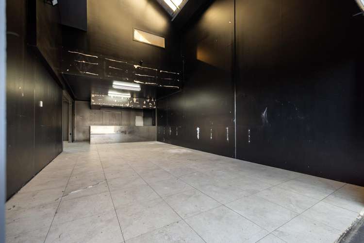 10 Thackers Quay Woolston_2