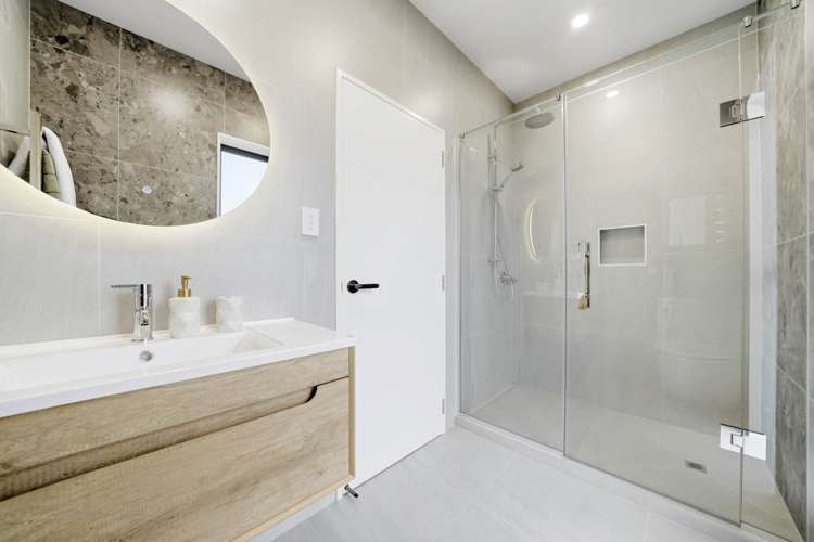 7 Harakeke Lane Orewa_14
