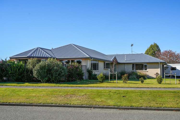 4 Devon Crescent_0