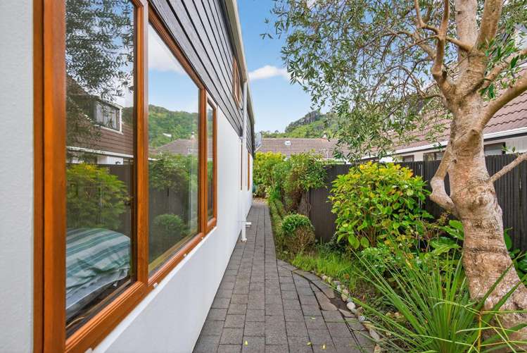 2/130 Muritai Road Eastbourne_19