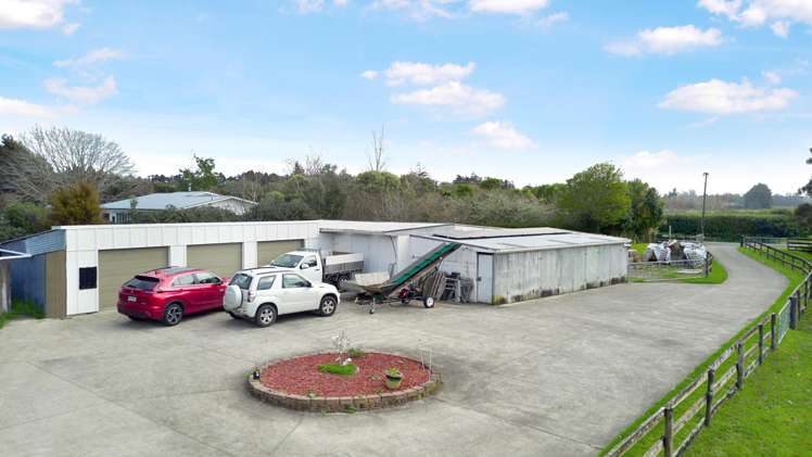 182 Boord Crescent Kumeu_24