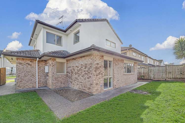 16 Manchester Drive Flat Bush_24