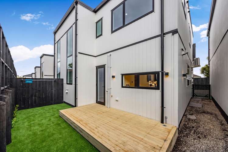 4/10 Vincent Street_0