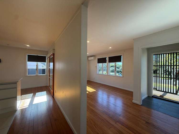 18 Renton Road Mount Albert_7