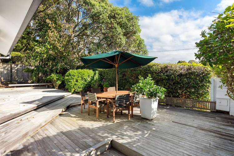 2/12 Penzance Road Mairangi Bay_33