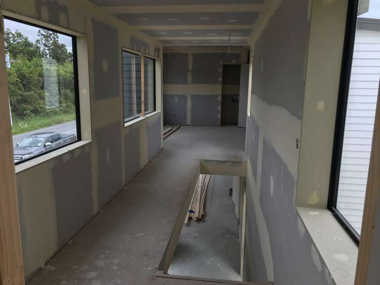 1 Pihoihoi Place Hobsonville_6