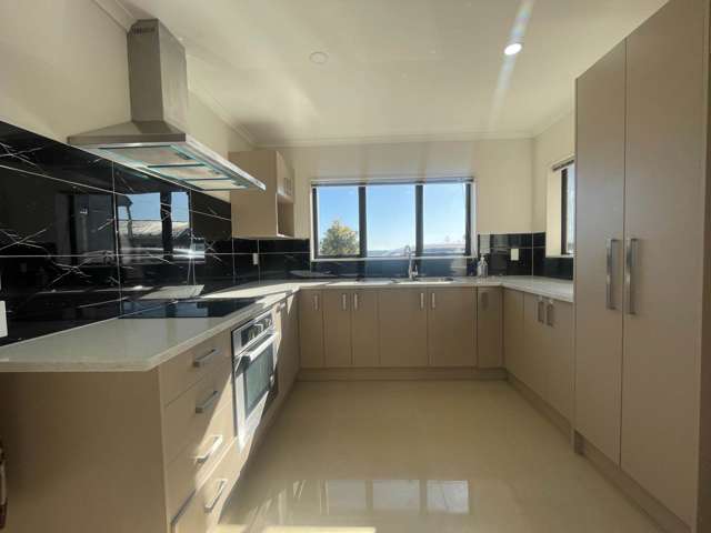 97C Awaroa Road Sunnyvale_3