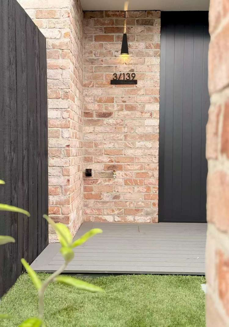 3/139 Tirimoana Road_0