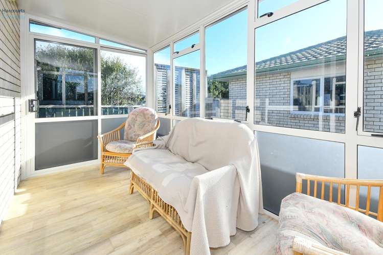 21a/8 Village Place Tuakau_7