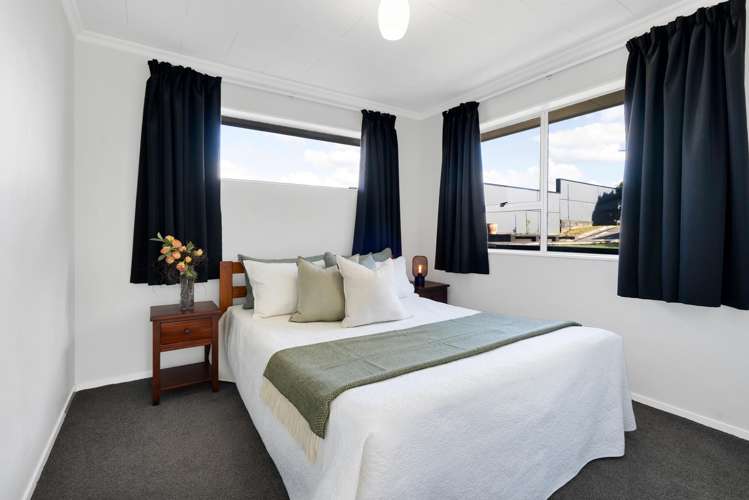 1 Cabot Place Frankleigh Park_15