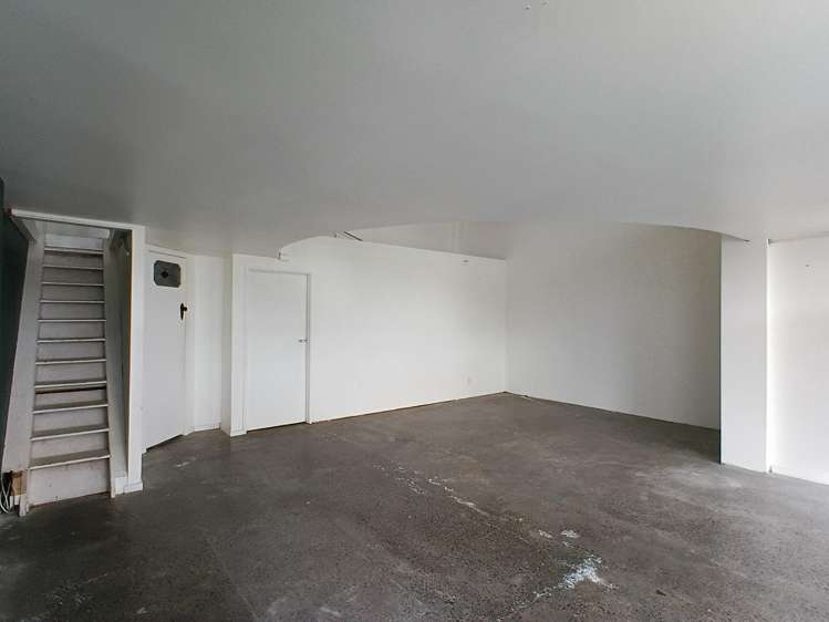 2/200 Heretaunga Street East Hastings_5