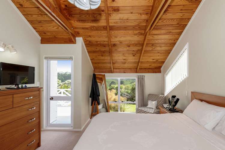 16 Wairere Road Waitakere_22