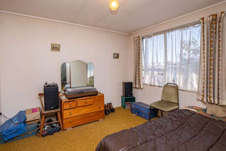 5/88 Le Cren Street Seaview_6