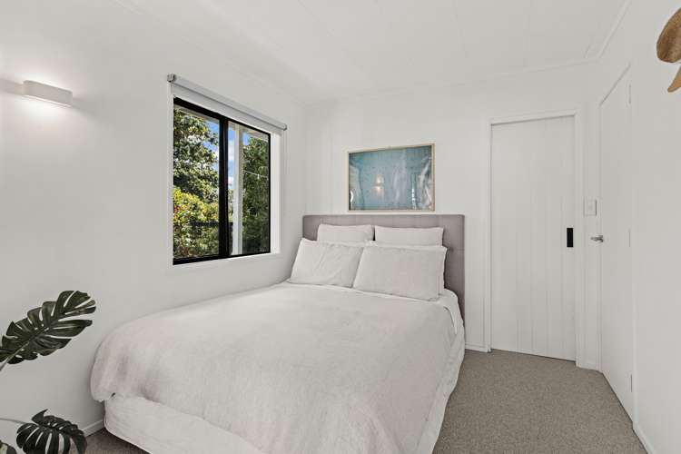 37 Harbour View Road Point Wells_13