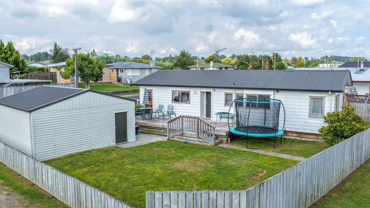 1 & 1a Myrtle Grove Putaruru_9