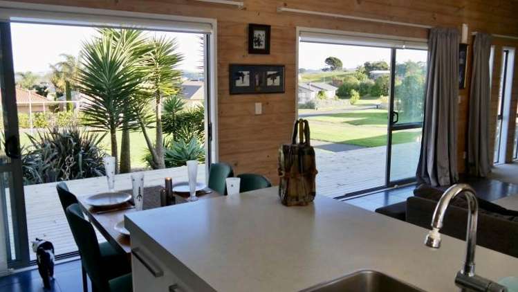 40 Omana Avenue Shelly Beach_13