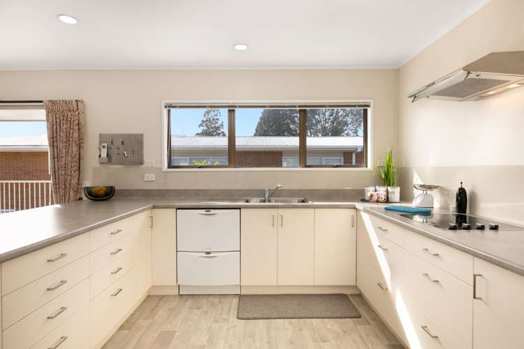 5 Matua Road Matua_5