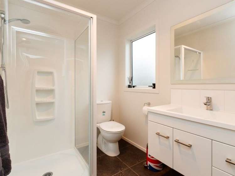 39 James Line Kelvin Grove_17