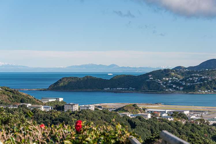 82 Beacon Hill Road Strathmore Park_1