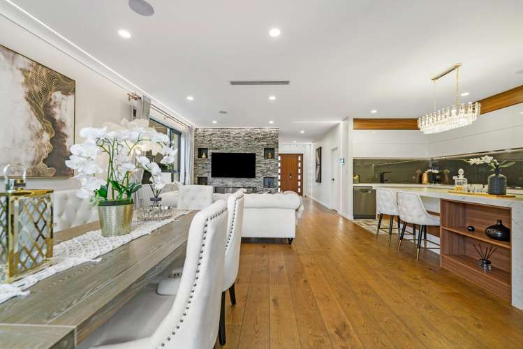 11 Castlebane Drive Flat Bush_12