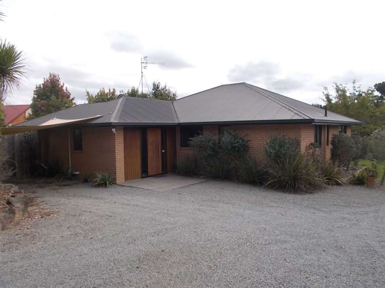 Fairview Road Fairview_0