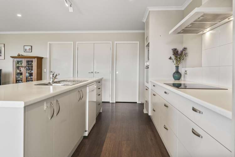 77 Chelsea Avenue Richmond_10