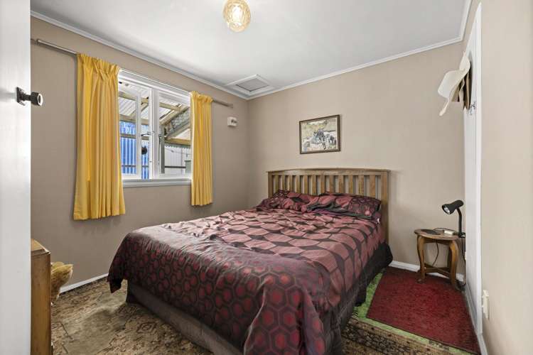 16/18 Lorenzen Bay Road Raglan_13