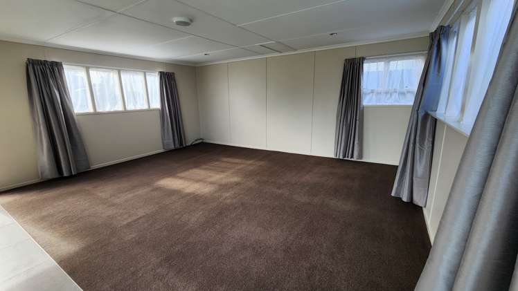 63 Hobart Crescent Wattle Downs_9