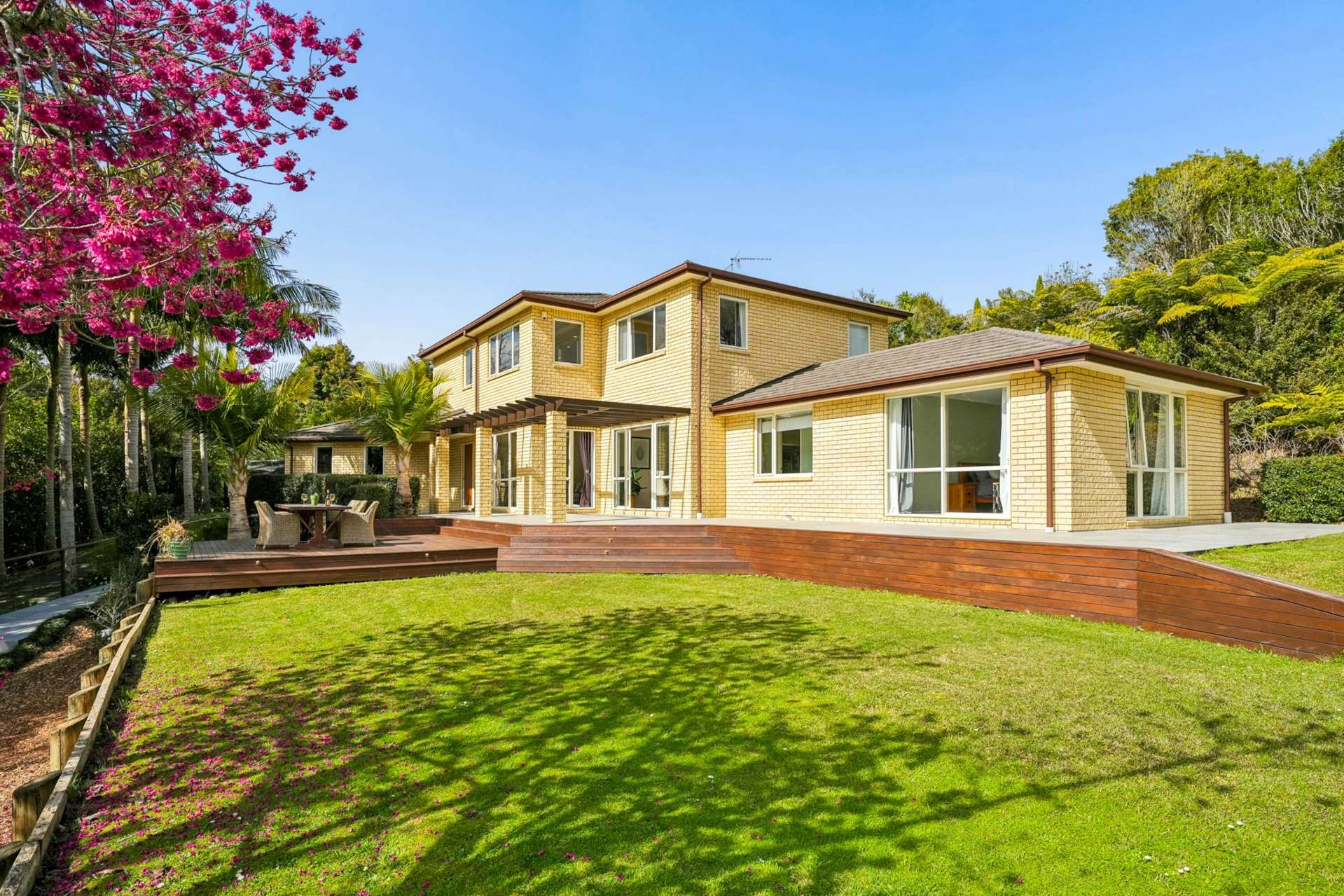 12 Oakford Park Crescent Greenhithe_0