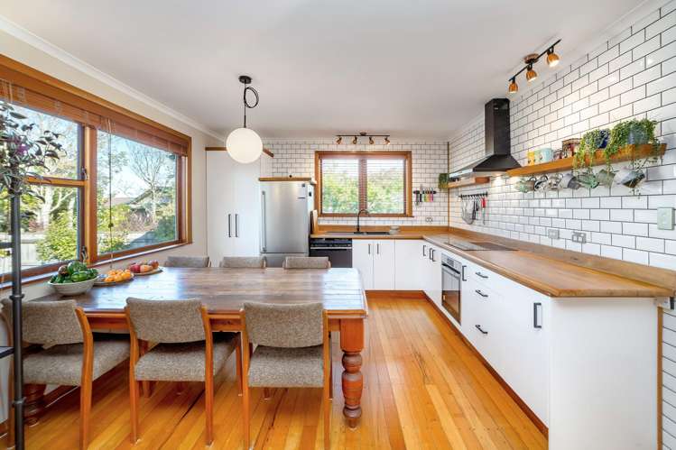 9 Card Crescent Featherston_5