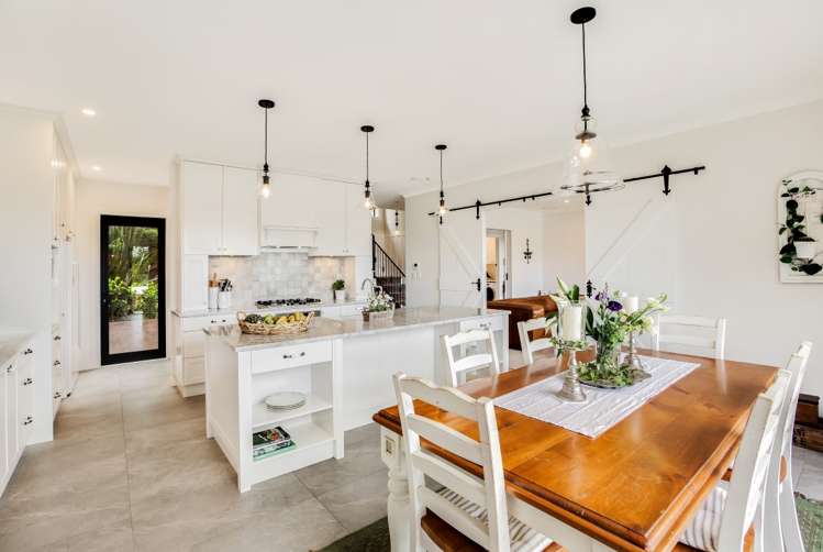 323f Huia Road Titirangi_7