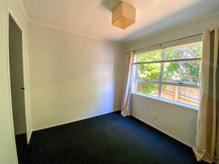 2/14 Whitmore Road Mt Roskill_6