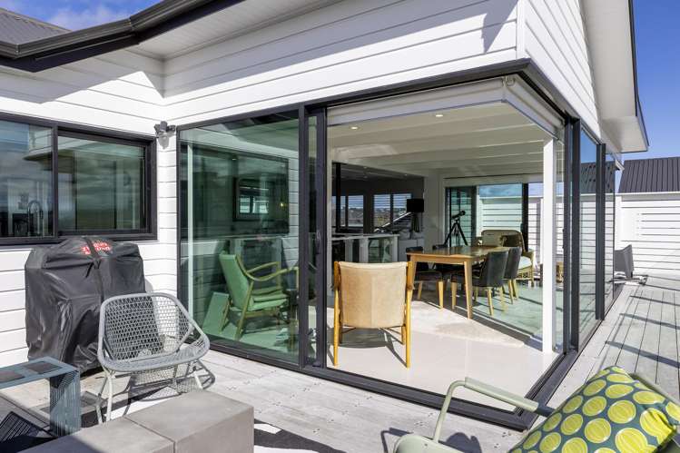 20 Pukenamu Road Rainbow Point_11